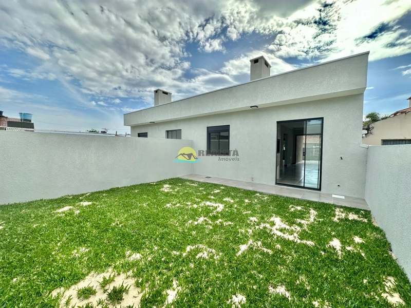 Casa nova em Capão Novo: 12ª foto da galeria de imagens do imóvel