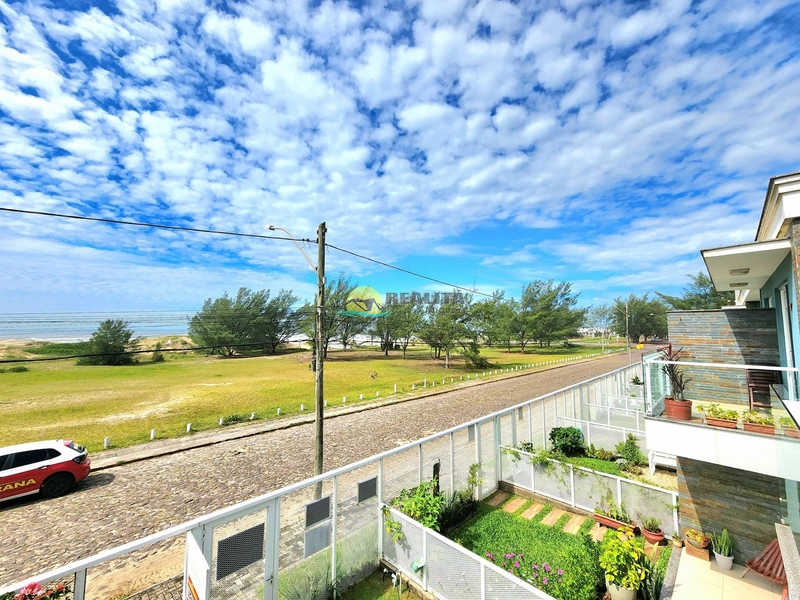 Sobrado a beira mar!: 2ª foto da galeria de imagens do imóvel