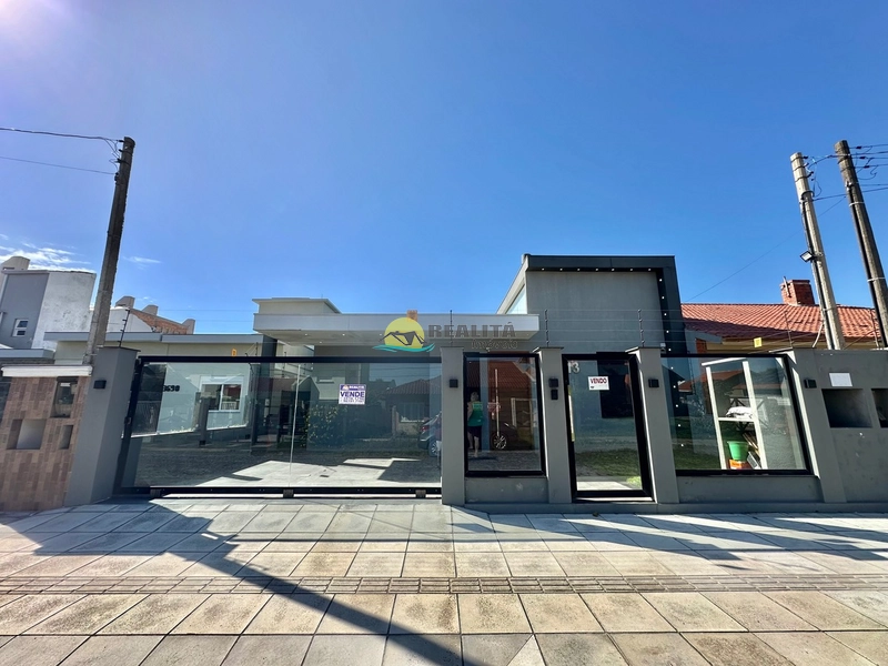 INCRIVEL CASA EM CAPÃO NOVO: 2ª foto da galeria de imagens do imóvel