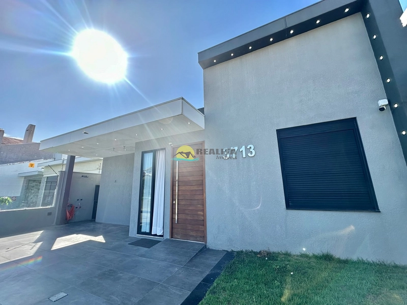 INCRIVEL CASA EM CAPÃO NOVO: 3ª foto da galeria de imagens do imóvel