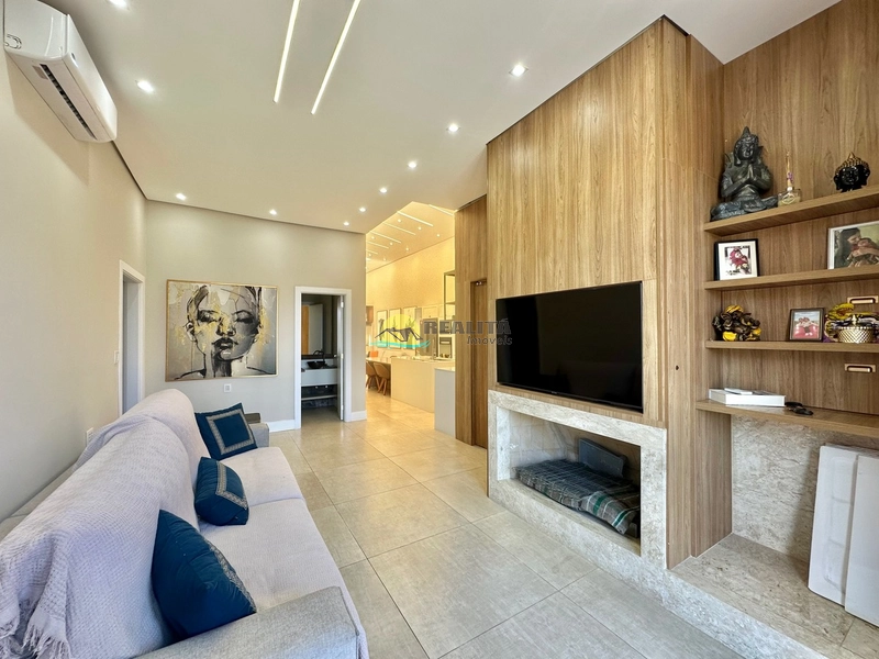 INCRIVEL CASA EM CAPÃO NOVO: 5ª foto da galeria de imagens do imóvel