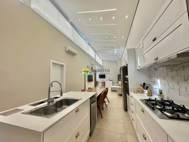 INCRIVEL CASA EM CAPÃO NOVO: 8ª foto da galeria de imagens do imóvel