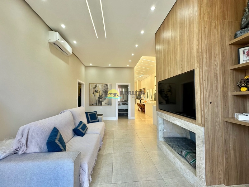 INCRIVEL CASA EM CAPÃO NOVO: 6ª foto da galeria de imagens do imóvel