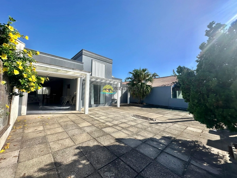 CASA PRÓXIMA DO COMÉRCIO E DO CENTRO EM CAPÃO NOVO: 24ª foto da galeria de imagens do imóvel