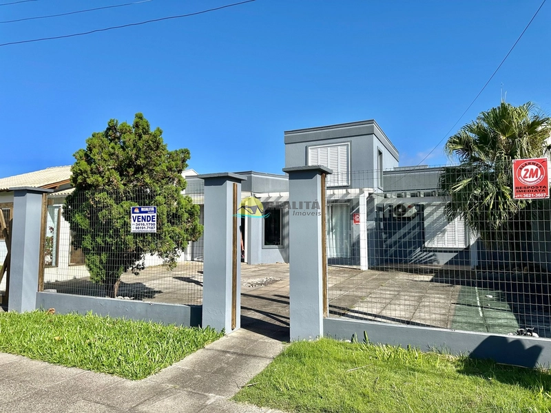 CASA PRÓXIMA DO COMÉRCIO E DO CENTRO EM CAPÃO NOVO: 1ª foto da galeria de imagens do imóvel