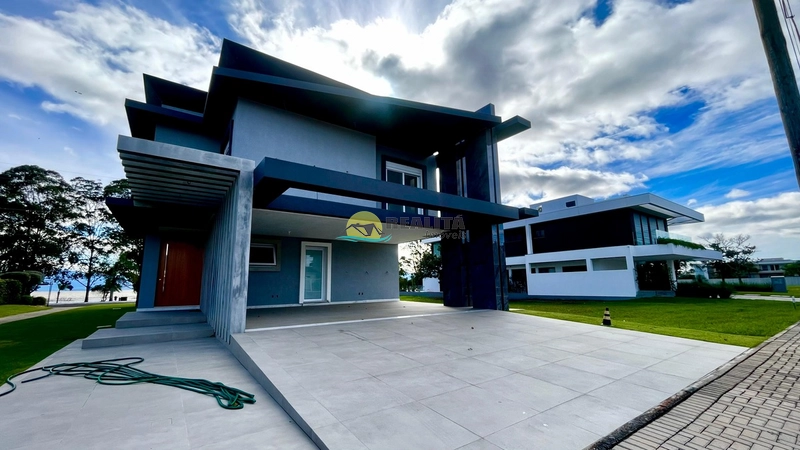 Mansão exclusiva com vista para a Lagoa dos Quadros: 3ª foto da galeria de imagens do imóvel