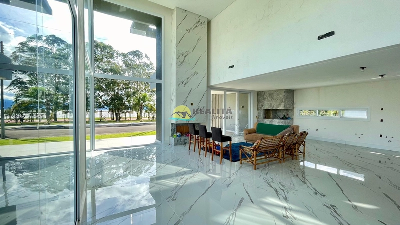 Mansão exclusiva com vista para a Lagoa dos Quadros: 5ª foto da galeria de imagens do imóvel