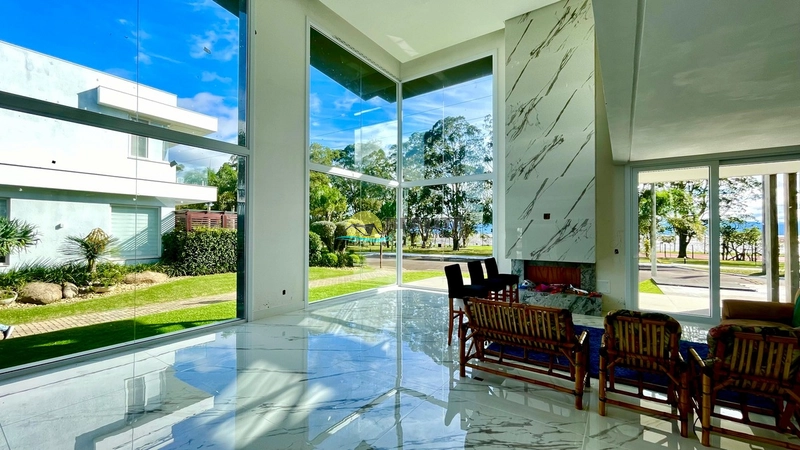 Mansão exclusiva com vista para a Lagoa dos Quadros: 10ª foto da galeria de imagens do imóvel