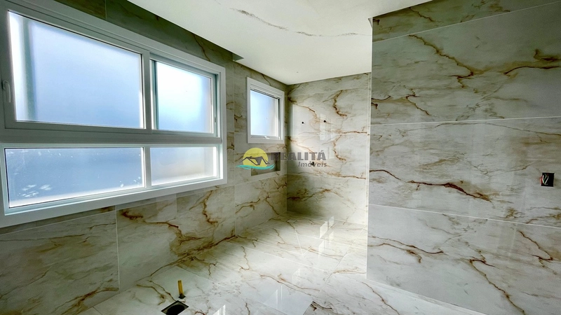 Mansão exclusiva com vista para a Lagoa dos Quadros: 24ª foto da galeria de imagens do imóvel