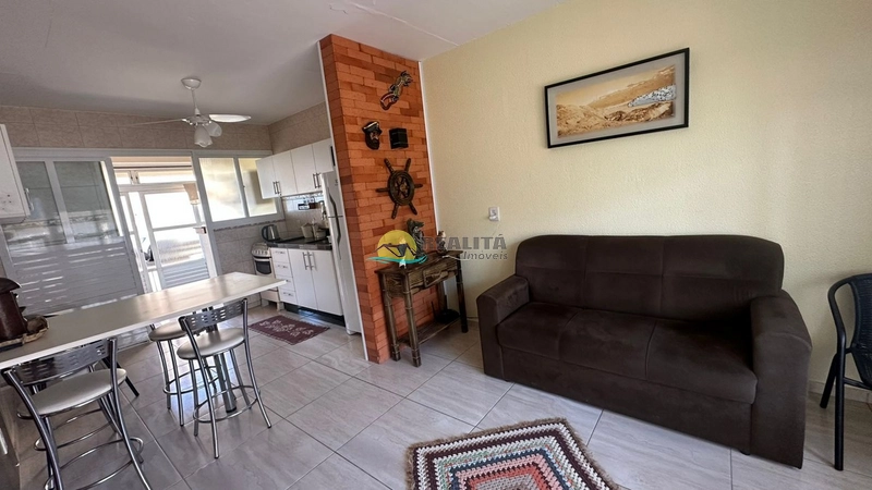 Sobrado 75m² Mobiliado e Reformado | Lado Mar a 450m da Praia: 7ª foto da galeria de imagens do imóvel