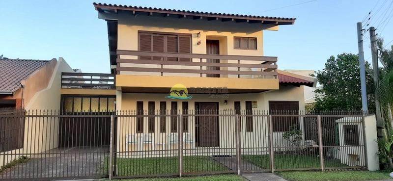 Casa com Padrão de contrução alto, apenas 200 metros do Mar!: 1ª foto da galeria de imagens do imóvel