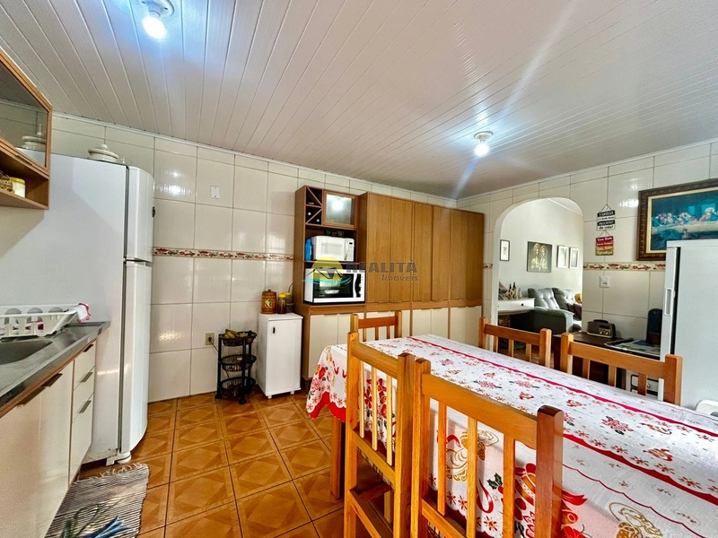 Casa em Região de Moradores - 3 Dormitórios com Amplo Pátio: 11ª foto da galeria de imagens do imóvel