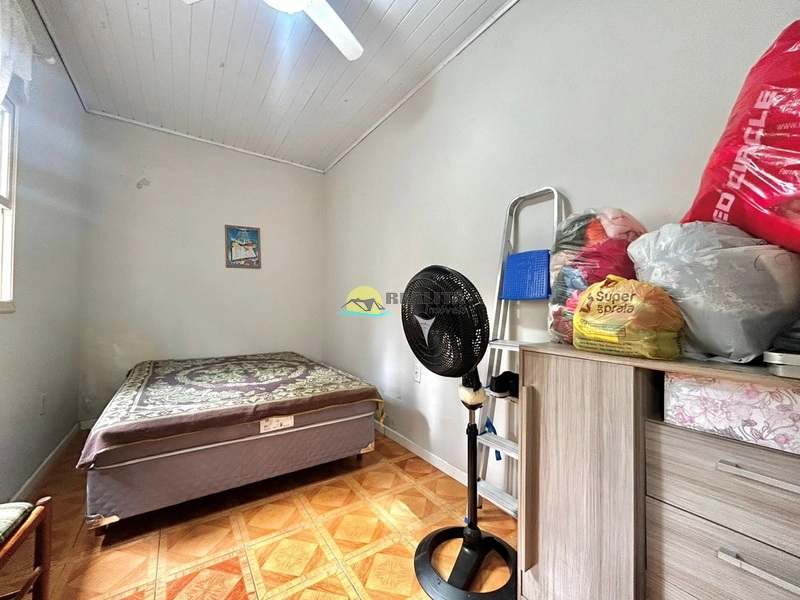 Casa em Região de Moradores - 3 Dormitórios com Amplo Pátio: 8ª foto da galeria de imagens do imóvel