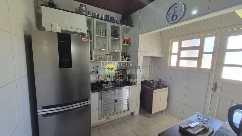 Casa 3 DORMITÓRIOS - FRENTE LESTE - 50M DO MERCADO: 5ª foto da galeria de imagens do imóvel