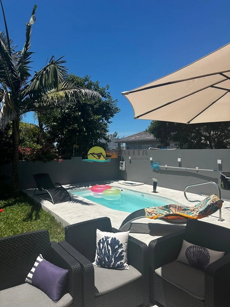 CASA NOVA 3 DORMITÓRIOS - 100M DO MAR COM PISCINA!: 1ª foto da galeria de imagens do imóvel