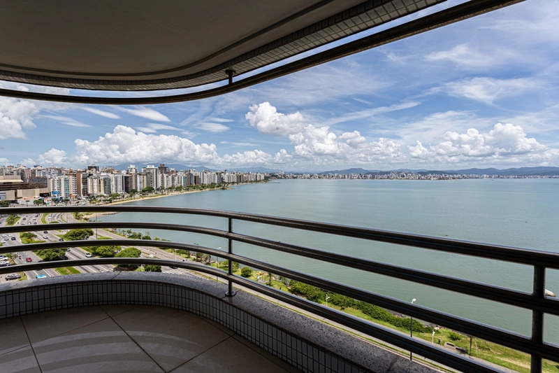 Apartamento 4 suítes na Beira-mar Norte (nunca habitado): 3ª foto da galeria de imagens do imóvel