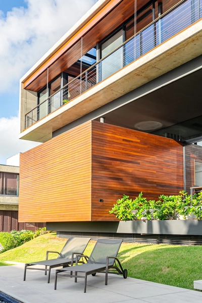 CASA NO CACUPÉ EM CONDOMÍNIO FECHADO COM VISTA MAR: 3ª foto da galeria de imagens do imóvel