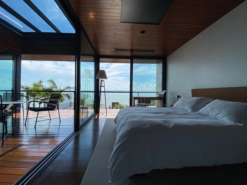 CASA NO CACUPÉ EM CONDOMÍNIO FECHADO COM VISTA MAR: 14ª foto da galeria de imagens do imóvel