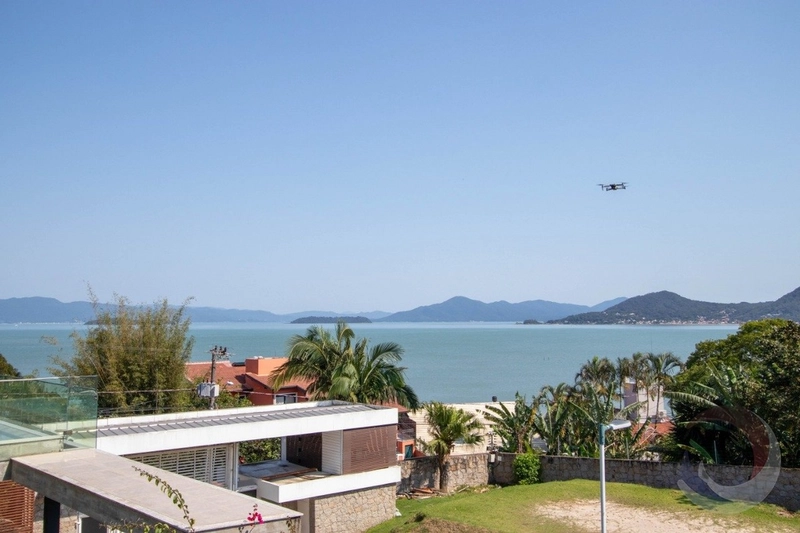 Casa com 4 suítes e vista mar permanente no Cacupé: 31ª foto da galeria de imagens do imóvel