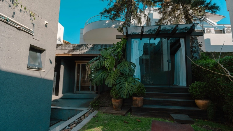 Casa com 4 suítes e vista mar permanente no Cacupé: 52ª foto da galeria de imagens do imóvel