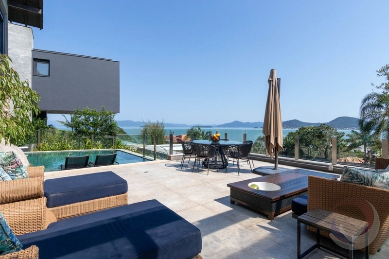 Casa com 4 suítes e vista mar permanente no Cacupé: 28ª foto da galeria de imagens do imóvel