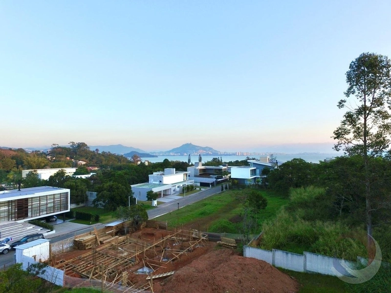 Terreno em Condomínio fechado de luxo no Cacupé: 9ª foto da galeria de imagens do imóvel