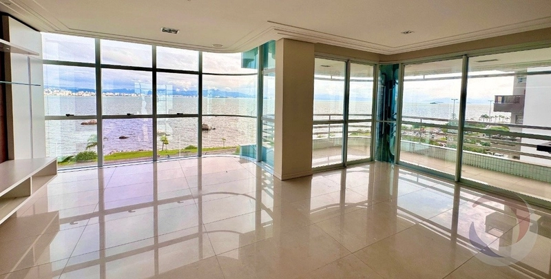 Apartamento com 4 suítes na Beiramar Norte: 2ª foto da galeria de imagens do imóvel