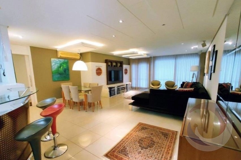 Apartamento com 3 suítes na Beiramar Norte: 2ª foto da galeria de imagens do imóvel