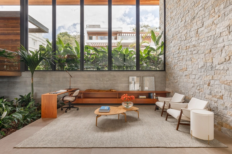 Casa com 4 suítes no Cacupé: 2ª foto da galeria de imagens do imóvel