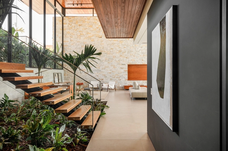 Casa com 4 suítes no Cacupé: 14ª foto da galeria de imagens do imóvel