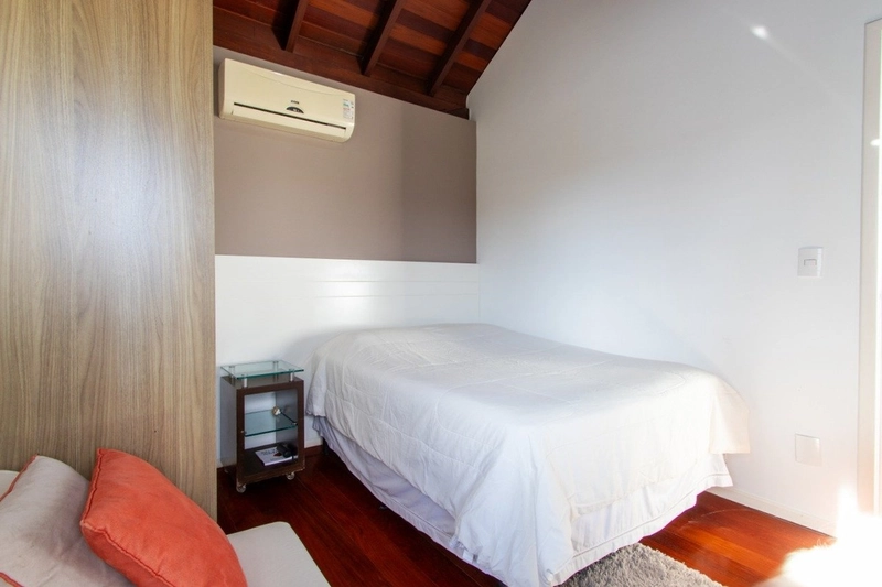 Casa em Condomínio Fechado no Cacupé: 29ª foto da galeria de imagens do imóvel