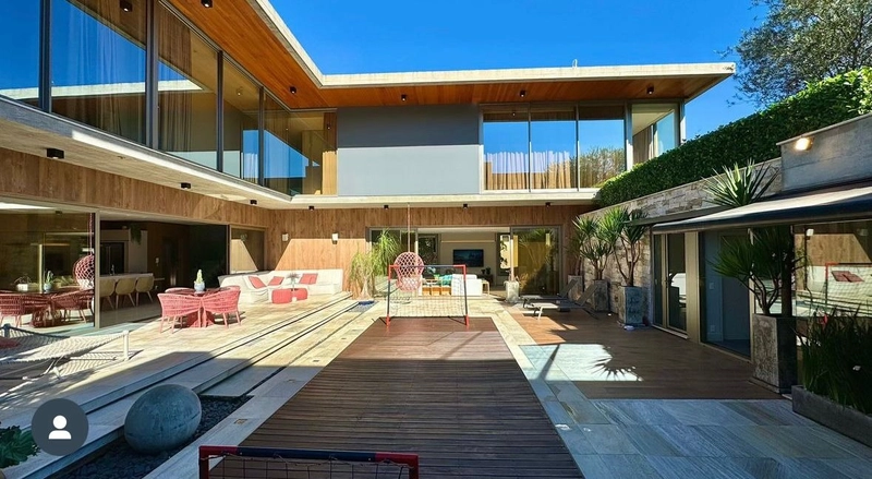 Casa em Condomínio fechado no Cacupé: 1ª foto da galeria de imagens do imóvel