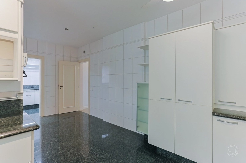 Apartamento com 335m2 na Beira mar Norte: 8ª foto da galeria de imagens do imóvel