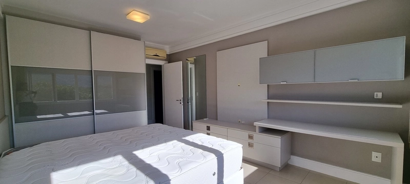 Casa em condomínio fechado no Cacupé: 33ª foto da galeria de imagens do imóvel