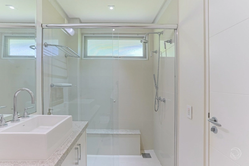 Casa em condomínio fechado no Cacupé: 51ª foto da galeria de imagens do imóvel