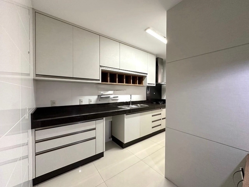 Apartamento com 3 suítes na Duarte Schutel: 13ª foto da galeria de imagens do imóvel