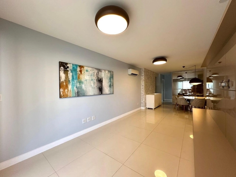 Apartamento com 3 suítes na Duarte Schutel: 4ª foto da galeria de imagens do imóvel