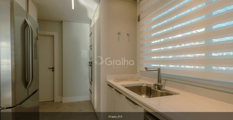 APARTAMENTO COM 4 SUITES NA BEIRA MAR NORTE: 12ª foto da galeria de imagens do imóvel