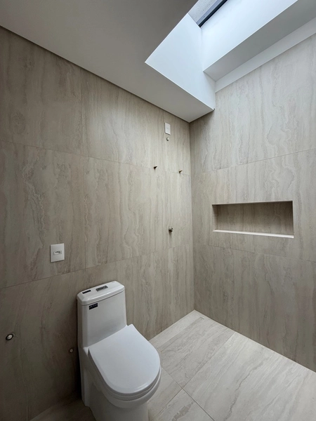 CASA COM 4 SUITES NO ALAMEDA CACUPE: 8ª foto da galeria de imagens do imóvel