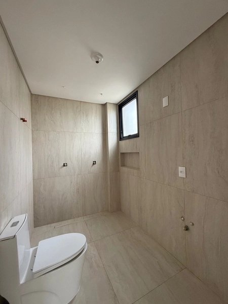 CASA COM 4 SUITES NO ALAMEDA CACUPE: 10ª foto da galeria de imagens do imóvel