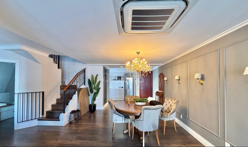 APARTAMENTO DUPLEX COM VISTA MAR: 8ª foto da galeria de imagens do imóvel