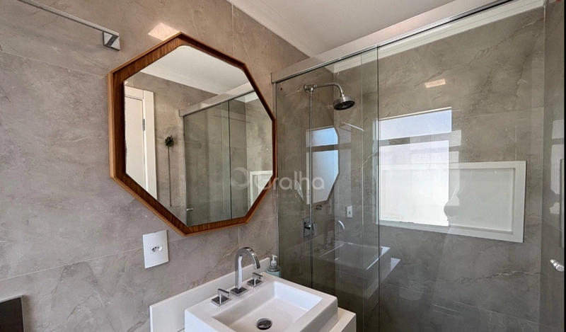 APARTAMENTO DUPLEX COM VISTA MAR: 10ª foto da galeria de imagens do imóvel