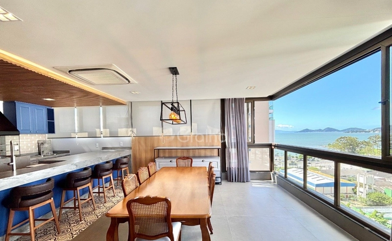 APARTAMENTO DUPLEX COM VISTA MAR: 1ª foto da galeria de imagens do imóvel