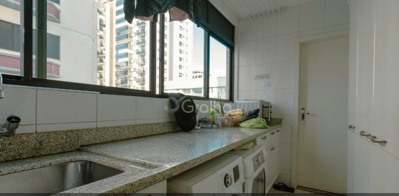 Apartamento de 215 m² com 3 quartos sendo 1 suíte no Centro: 11ª foto da galeria de imagens do imóvel