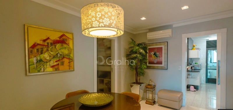 Apartamento de 215 m² com 3 quartos sendo 1 suíte no Centro: 15ª foto da galeria de imagens do imóvel