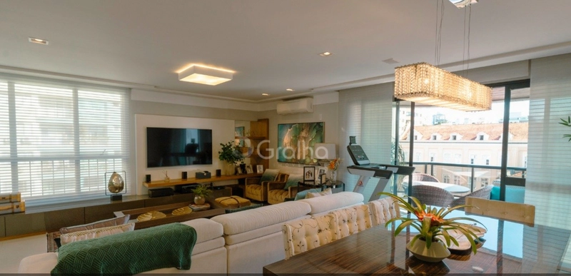 Apartamento de 215 m² com 3 quartos sendo 1 suíte no Centro: 2ª foto da galeria de imagens do imóvel