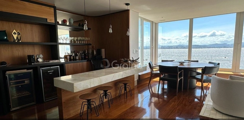 Apartamento de 205m² com 3 suítes na Beiramar norte: 2ª foto da galeria de imagens do imóvel