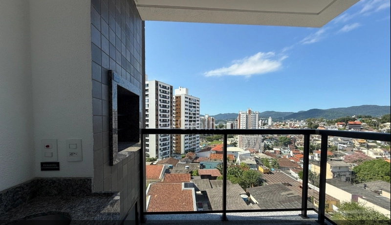 Apartamento de 49m² com 1 suíte na Agronômica: 3ª foto da galeria de imagens do imóvel