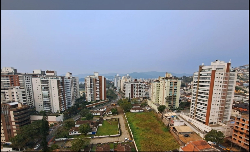 Cobertura duplex com 3 suítes na Agronômica: 18ª foto da galeria de imagens do imóvel