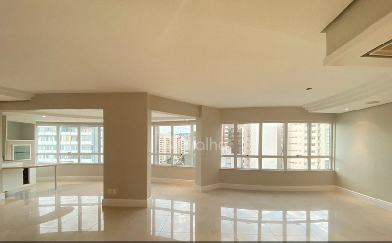 Apartamento de 171 m² com 3 quartos sendo 3 suítes no Centro: 4ª foto da galeria de imagens do imóvel